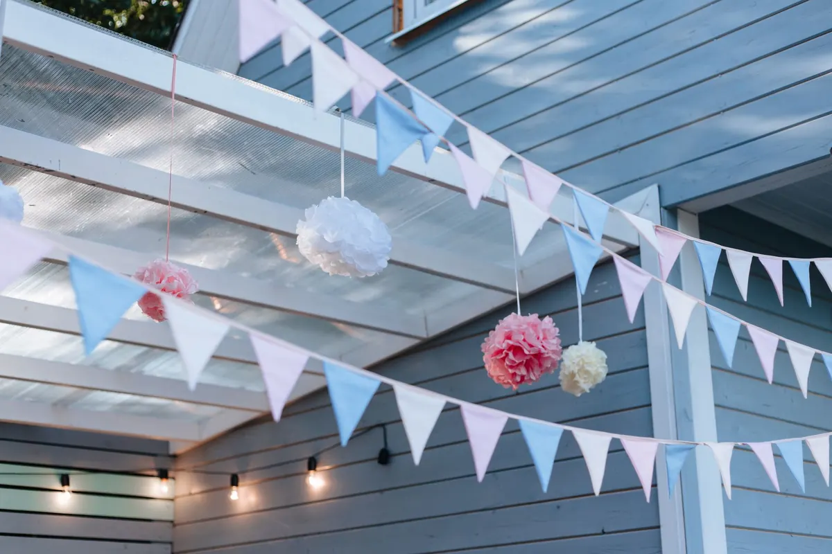 DIY Rain-Proof Outdoor Bunting: Materials and Step-by-Step Method